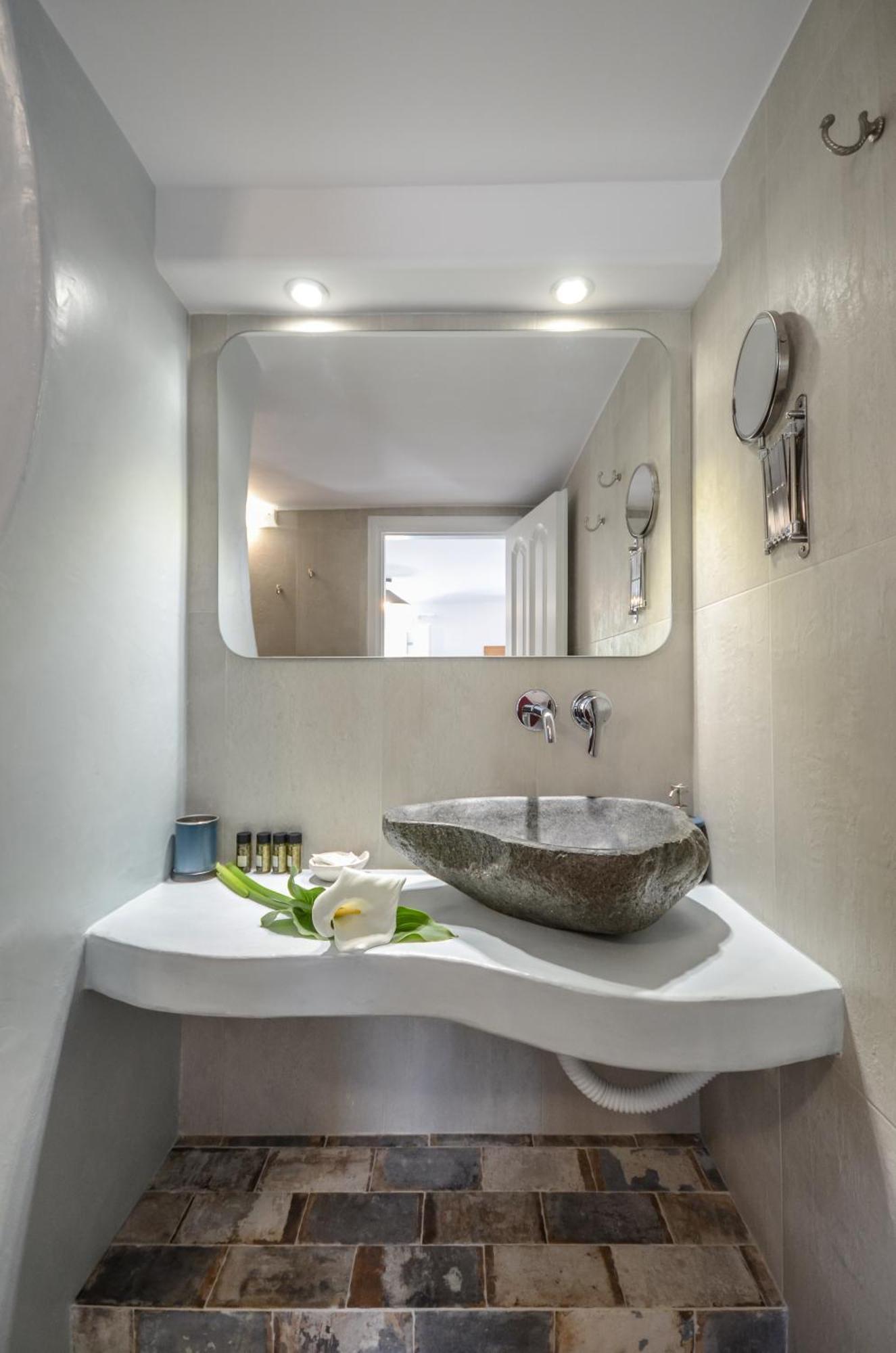 Sofi Pension Naxos City المظهر الخارجي الصورة
