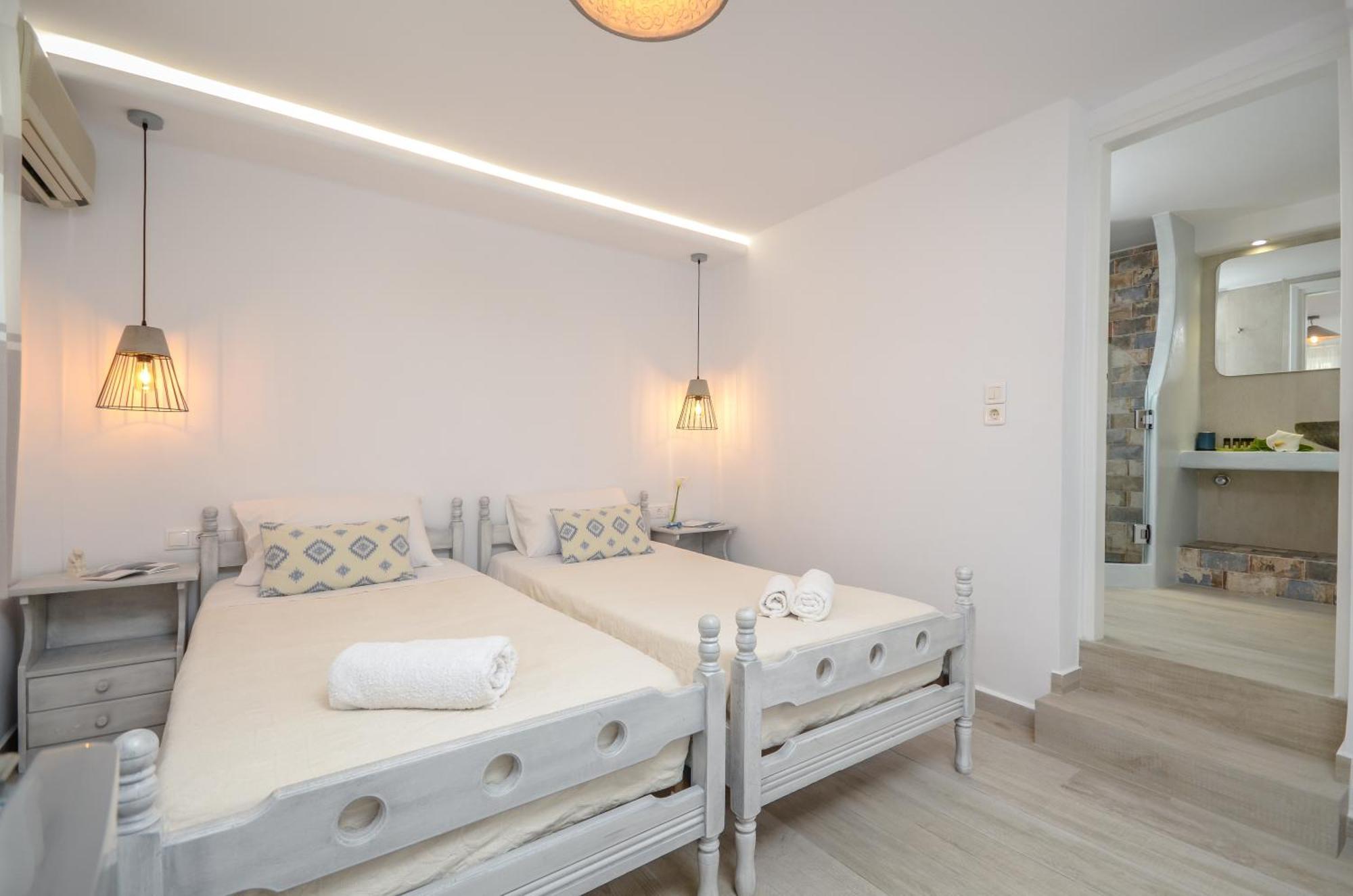 Sofi Pension Naxos City المظهر الخارجي الصورة