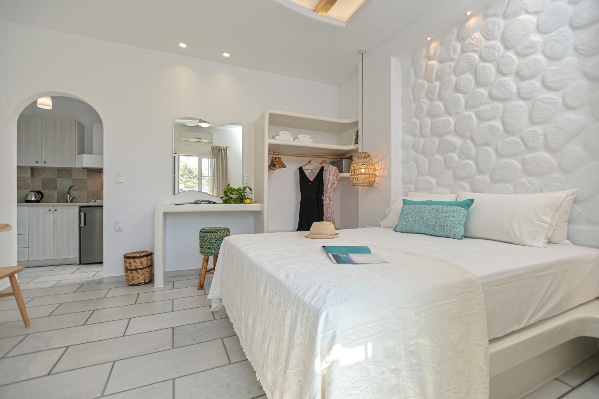 Sofi Pension Naxos City المظهر الخارجي الصورة
