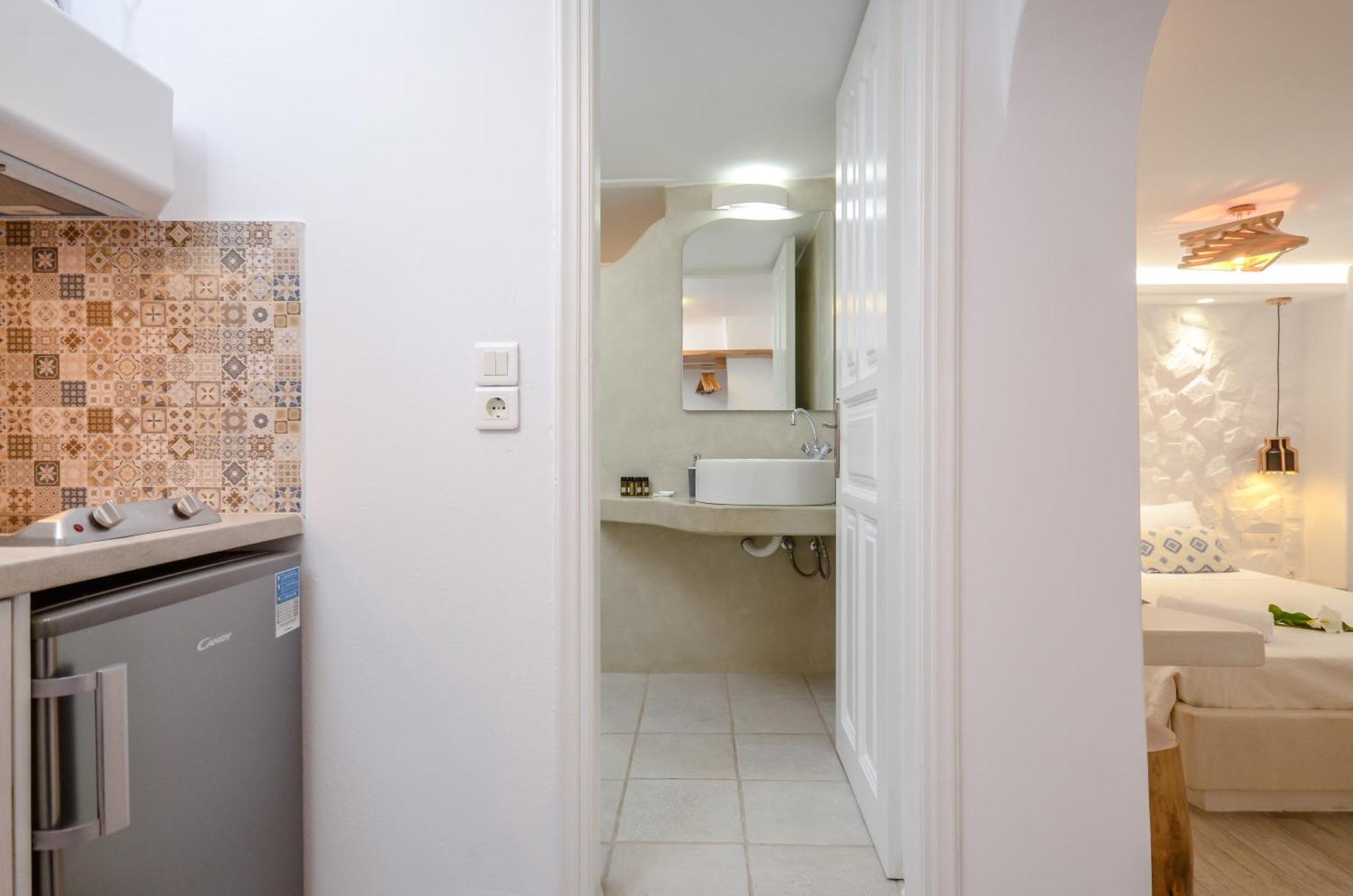 Sofi Pension Naxos City المظهر الخارجي الصورة