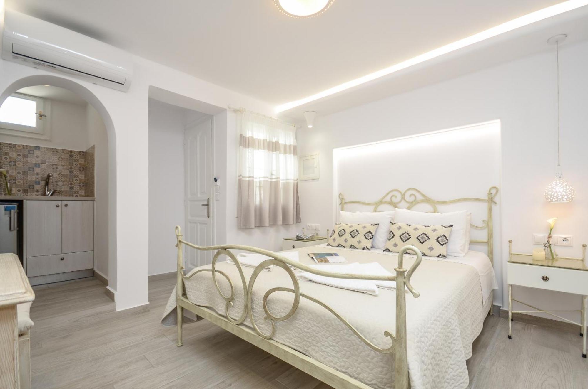 Sofi Pension Naxos City المظهر الخارجي الصورة