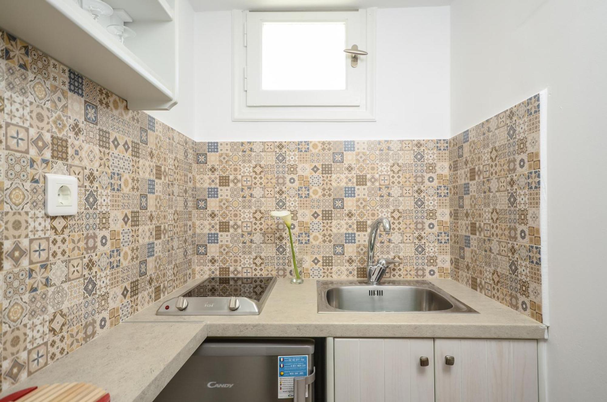 Sofi Pension Naxos City المظهر الخارجي الصورة