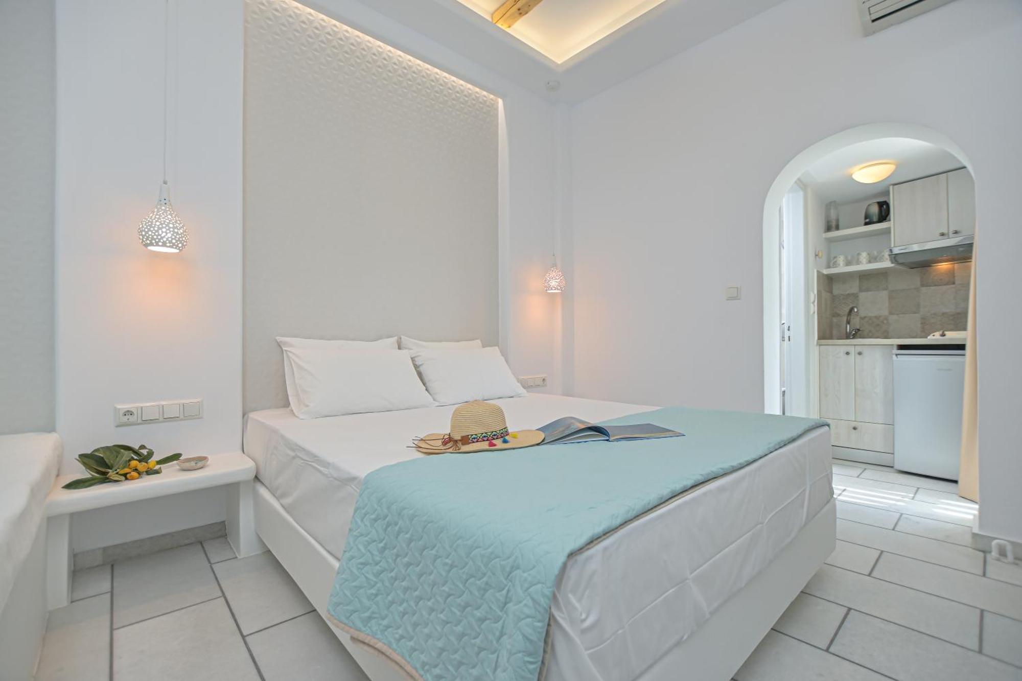 Sofi Pension Naxos City المظهر الخارجي الصورة